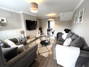 Lounge- click for photo gallery